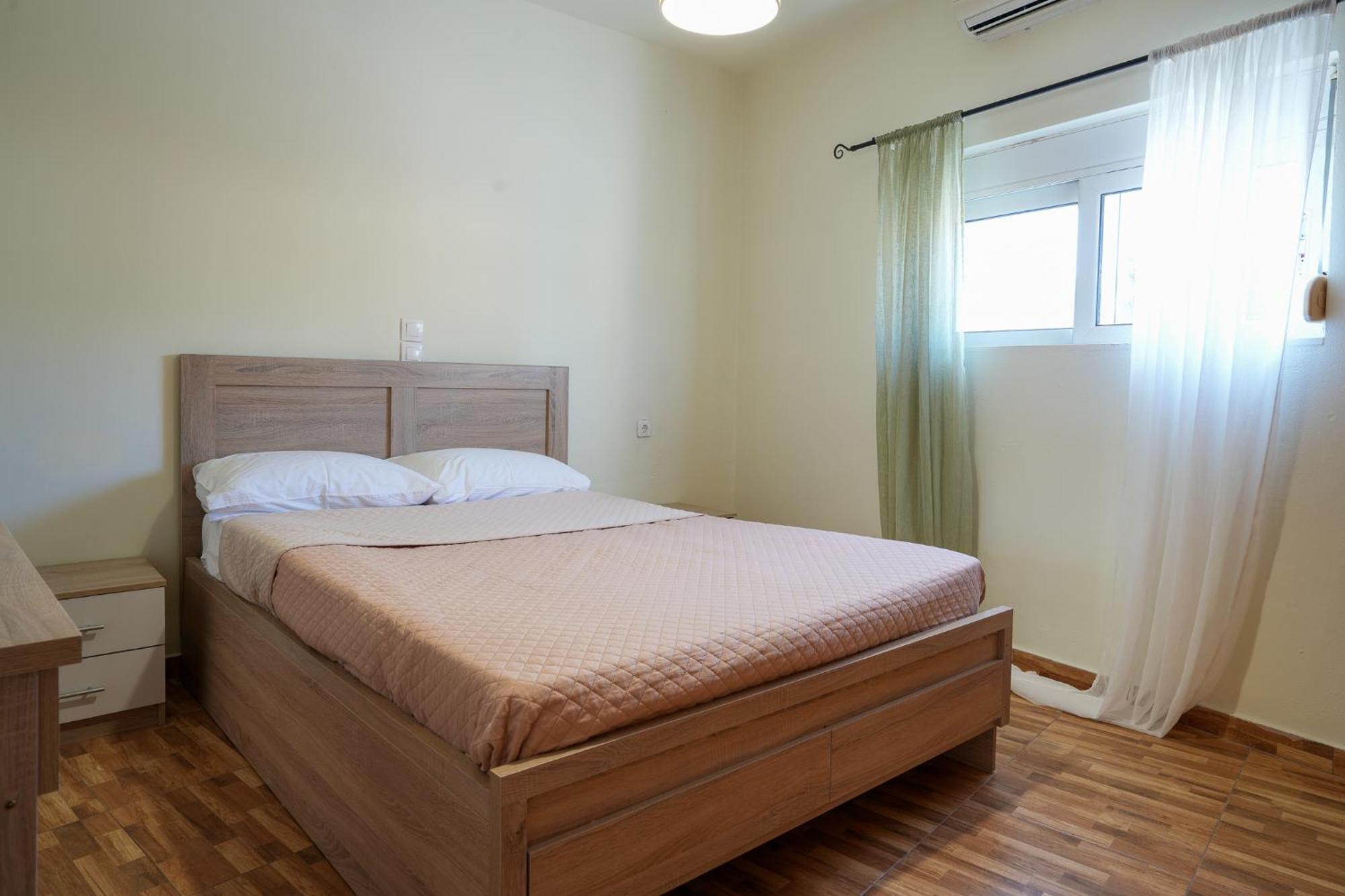 Ferienwohnung Katerinas Garden Kámpos Exterior foto